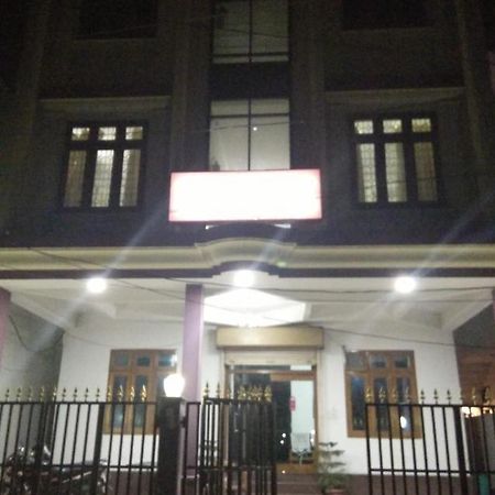 Narendra Guest House Kakarmatha المظهر الخارجي الصورة