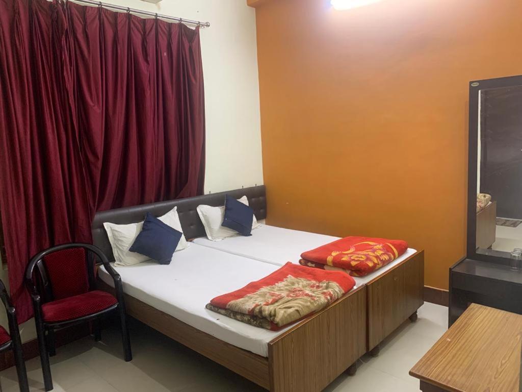 Narendra Guest House Kakarmatha المظهر الخارجي الصورة